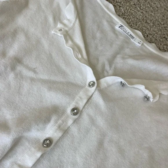 New York & Company White Cardigan - Picture 2 of 5